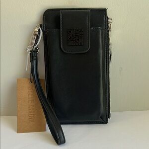 NWT STEVE MADDEN BBRETTY Phone Wristlet & Wallet in Black